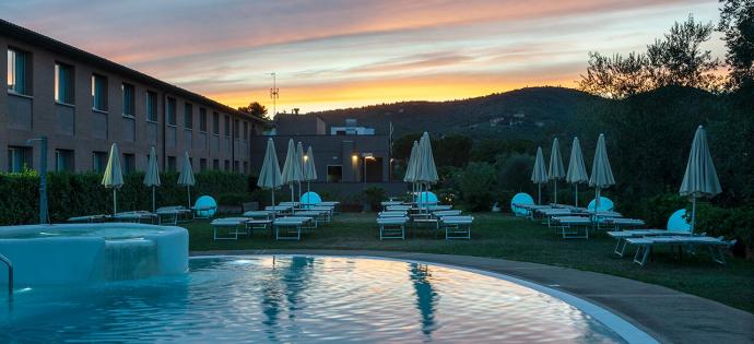 lameridianaperugia en offer-4-star-hotel-perugia-with-pool 019